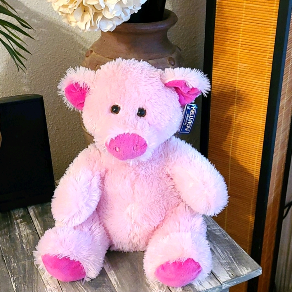 NWT SUPER SOFT PLUSH PINK LITTLE STUFFED PIGGIE